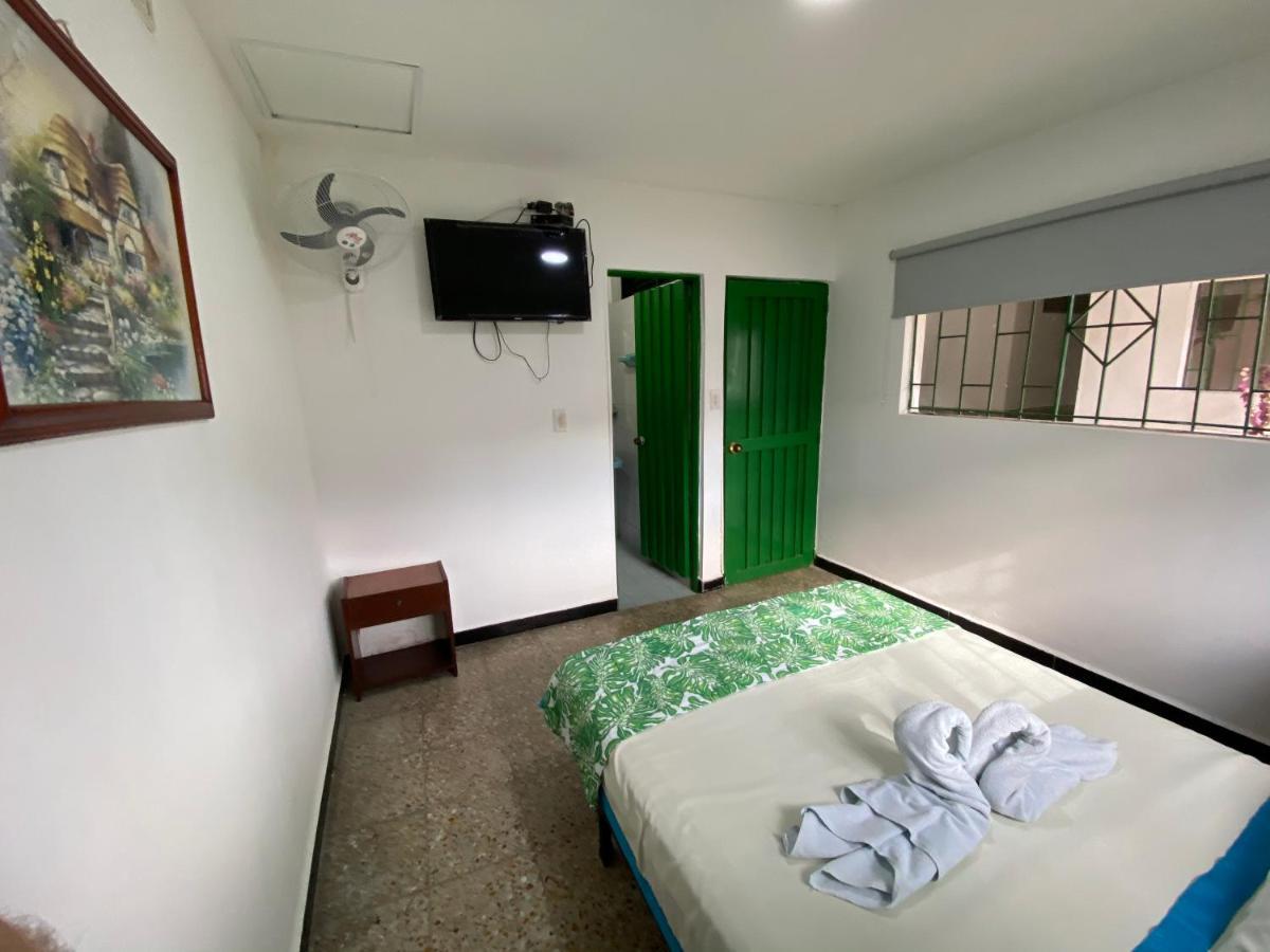 Hotel Maratea Melgar Buitenkant foto